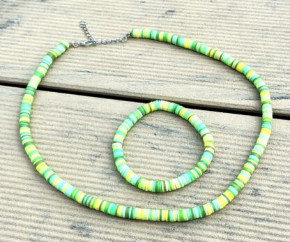 Heishi-Set „Green Harmony“ – Kette & Armband in Grüntönen & Gelb